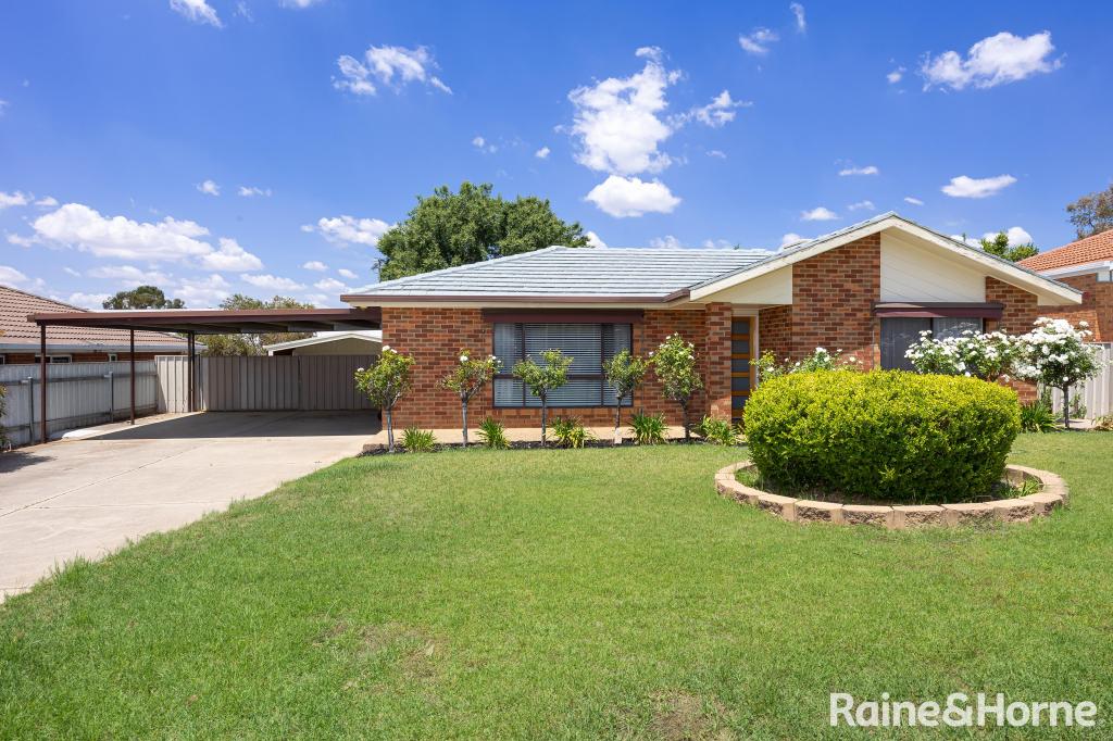 9 Avocet Dr, Estella, NSW 2650