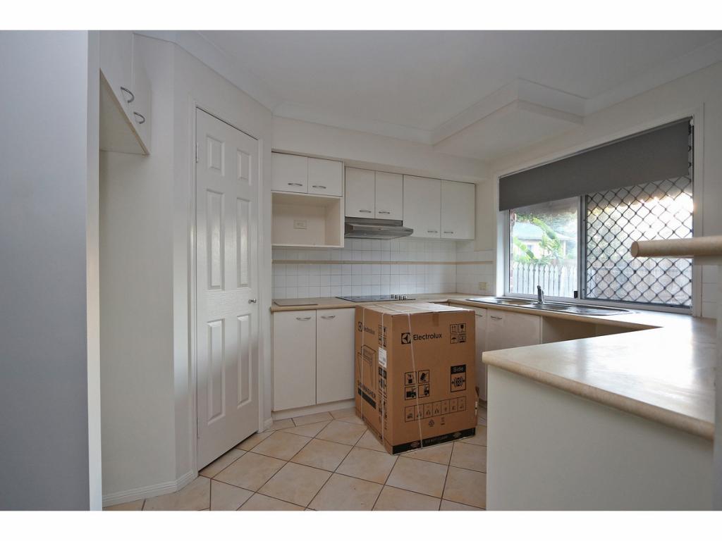 2/5 Dawson St, Yeerongpilly, QLD 4105
