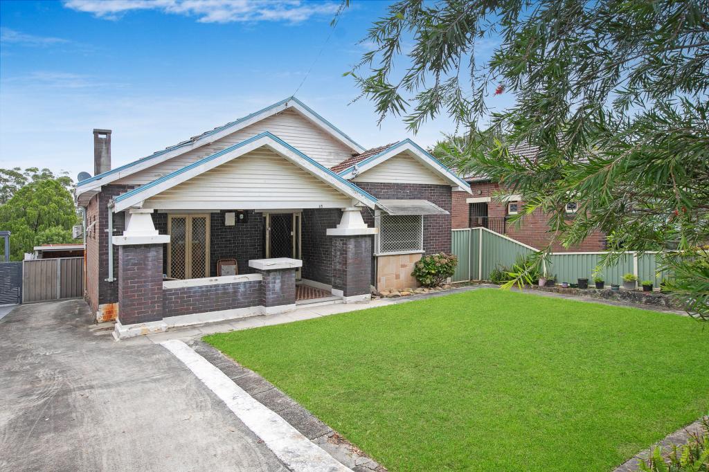 15 Boomerang Ave, Earlwood, NSW 2206