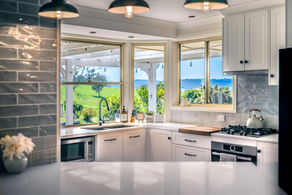 9 TAMARIND AVE, DORRIGO, NSW 2453