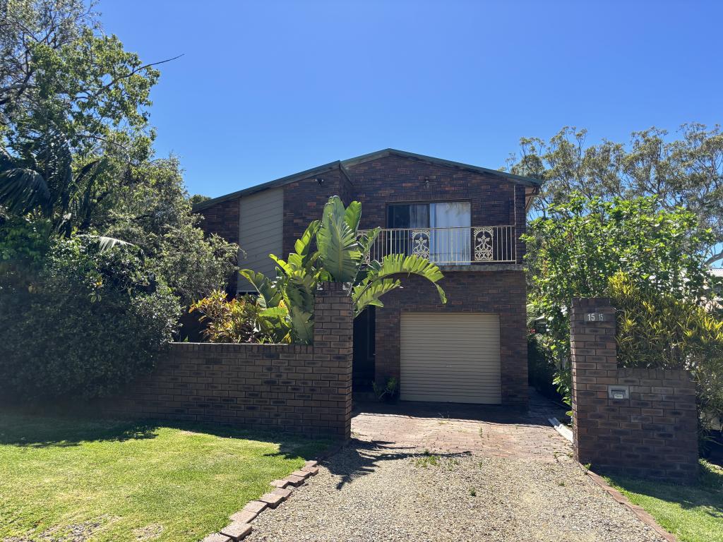 15 THE CORSO, MOONEE BEACH, NSW 2450