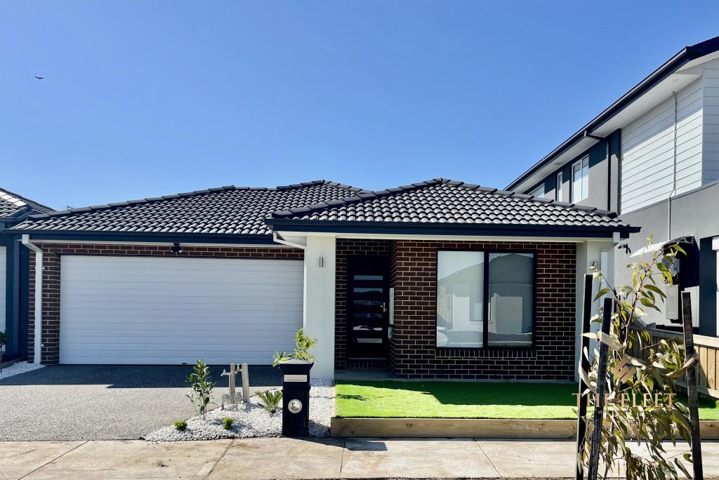 21 CHLOE ST, TARNEIT, VIC 3029