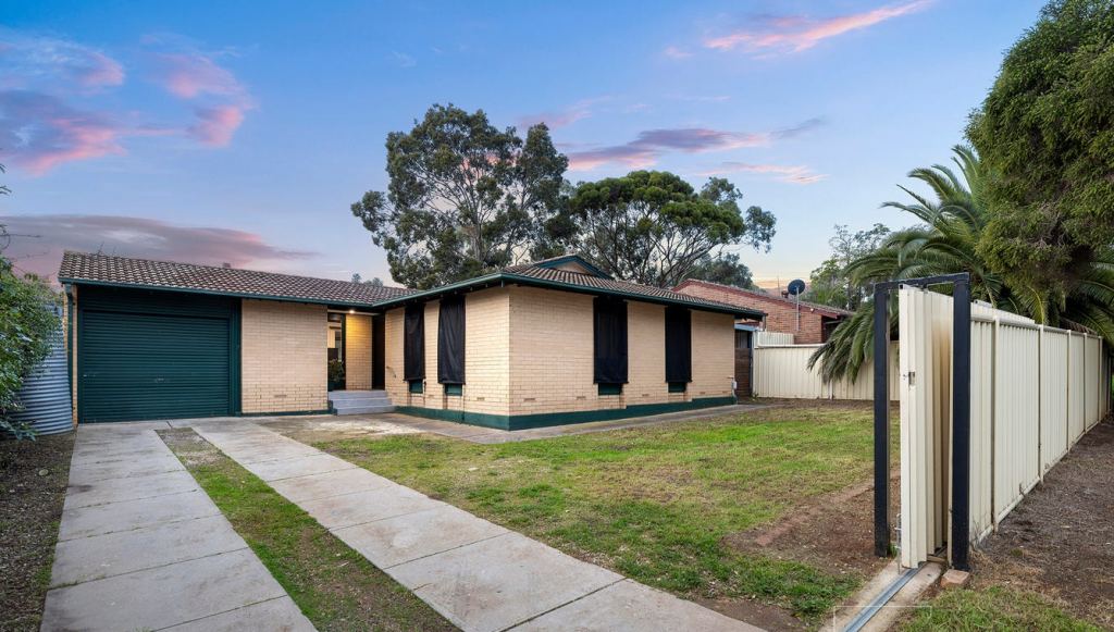 5 Cardnell Cres, Elizabeth East, SA 5112