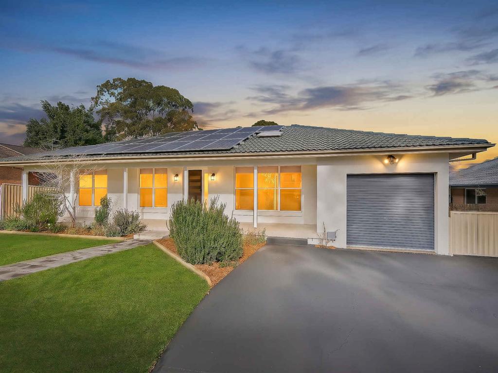 55 James Cook Dr, Kings Langley, NSW 2147