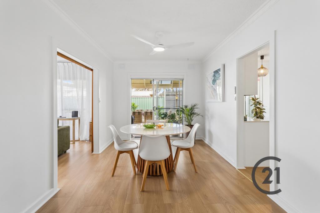 4 Hazel Gr, Semaphore Park, SA 5019
