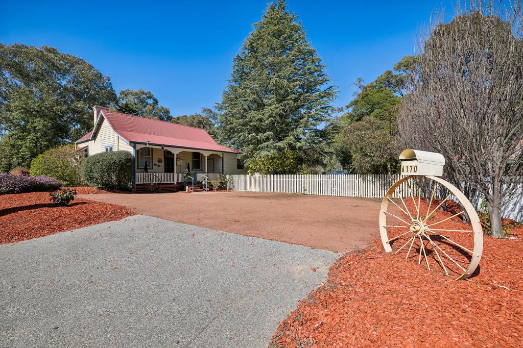 6170 GREAT EASTERN HWY, MUNDARING, WA 6073