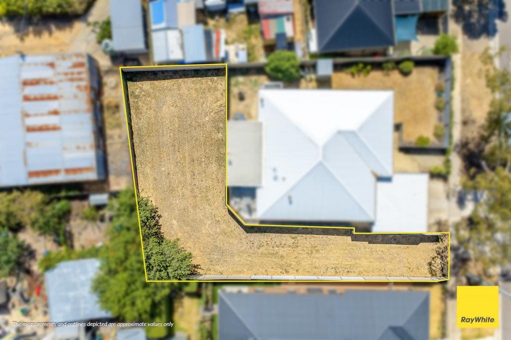 15A REVERIE ST, LONG GULLY, VIC 3550