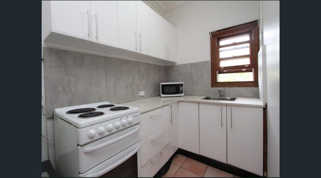 2/182 Unwins  Bdge, St Peters, NSW 2044