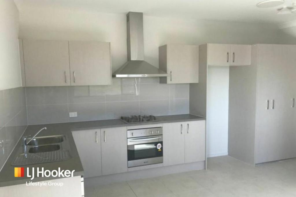 4a Milton Cct, Oran Park, NSW 2570