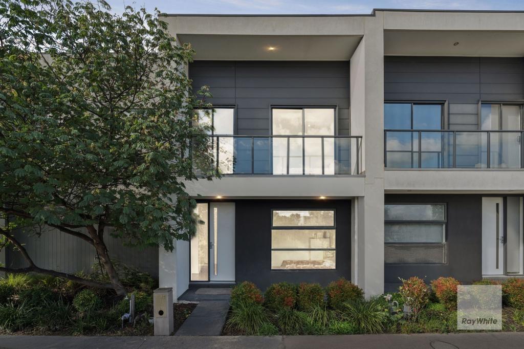 14 Lenox Walk, Point Cook, VIC 3030