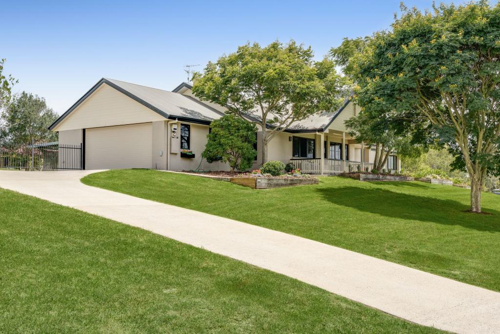 23 Timperley Dr, Highfields, QLD 4352