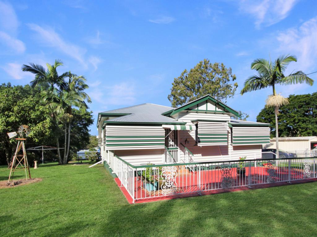 563 Mount Crosby Rd, Karana Downs, QLD 4306