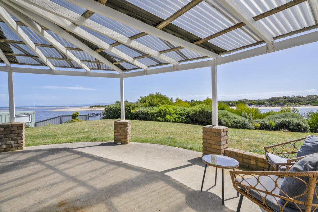 64 Swanwick Dr, Coles Bay, TAS 7215