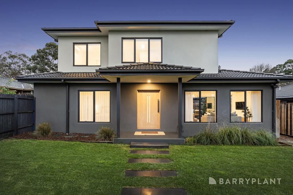 1/74 DORSET RD, CROYDON, VIC 3136