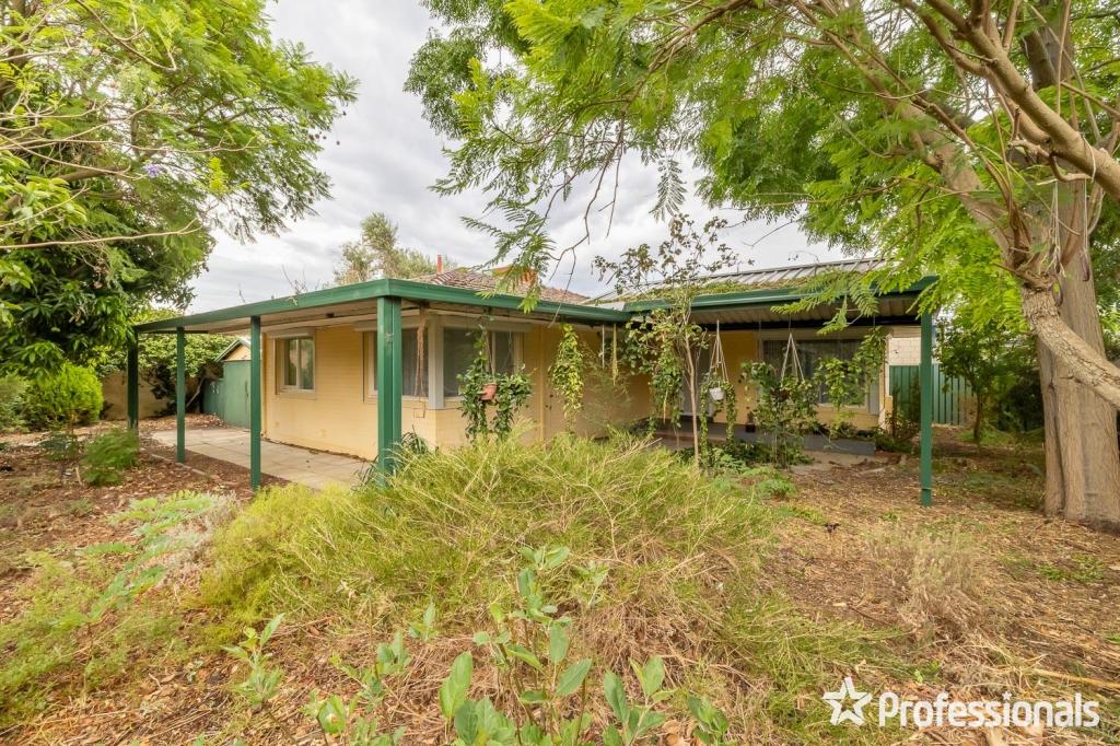 8 Dural Way, Armadale, WA 6112