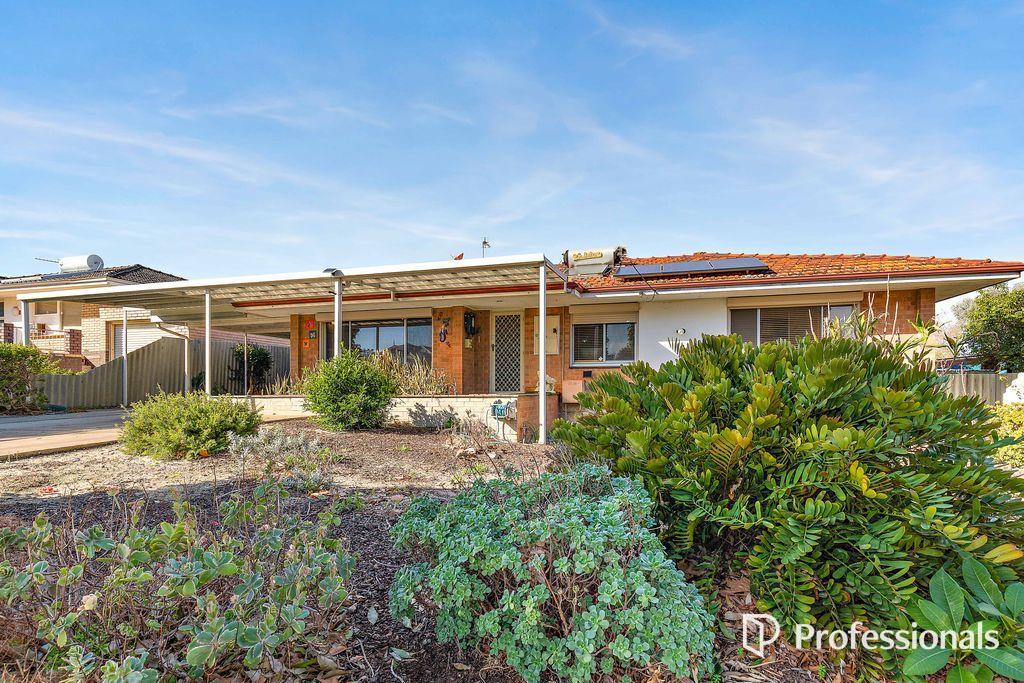 19 Lucich St, Kelmscott, WA 6111