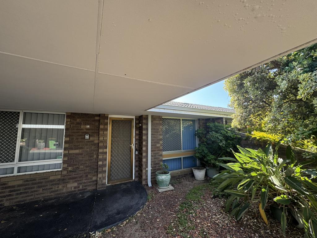 19/6 Merope Cl, Rockingham, WA 6168