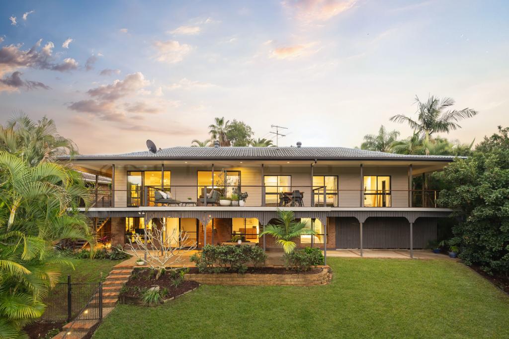 31 Broadmoor St, Kenmore Hills, QLD 4069