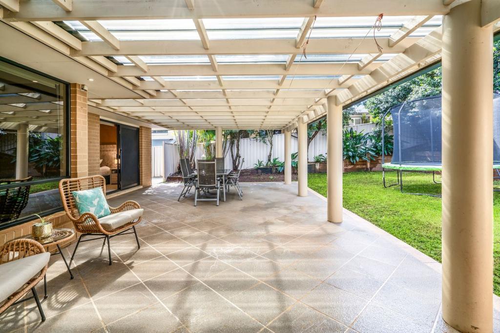 272 Crestwood Dr, Port Macquarie, NSW 2444