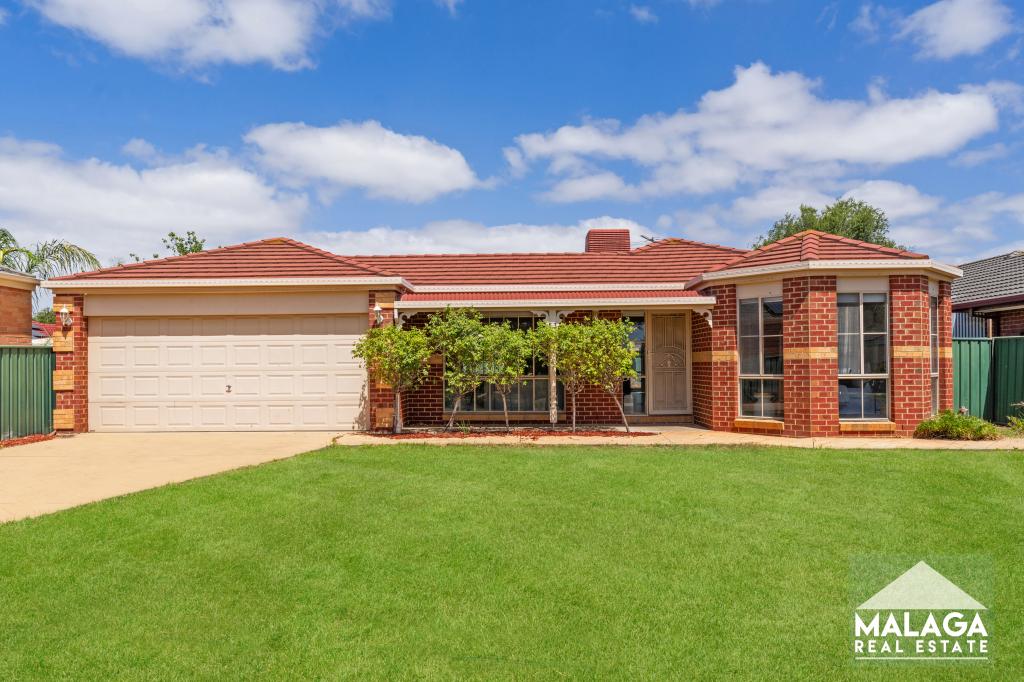 2 Housman Cl, Burnside, VIC 3023