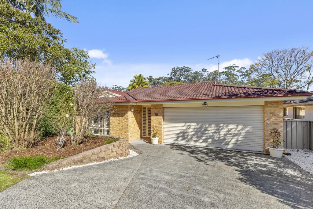 16 Pineridge Cl, Lisarow, NSW 2250