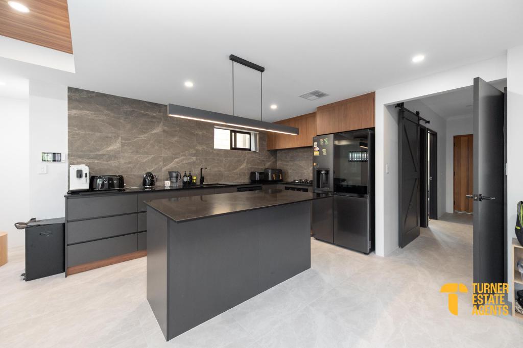15b Corbett Way, Booragoon, WA 6154