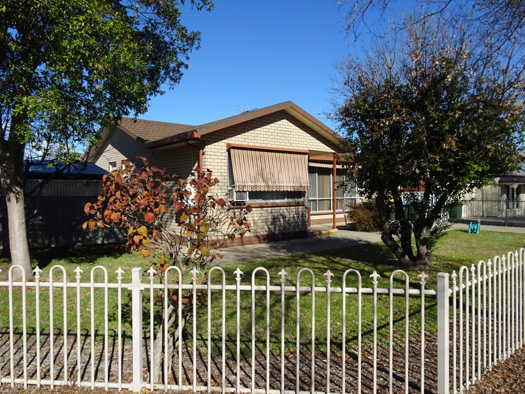 15 Flinders Rd, Hillcrest, SA 5086