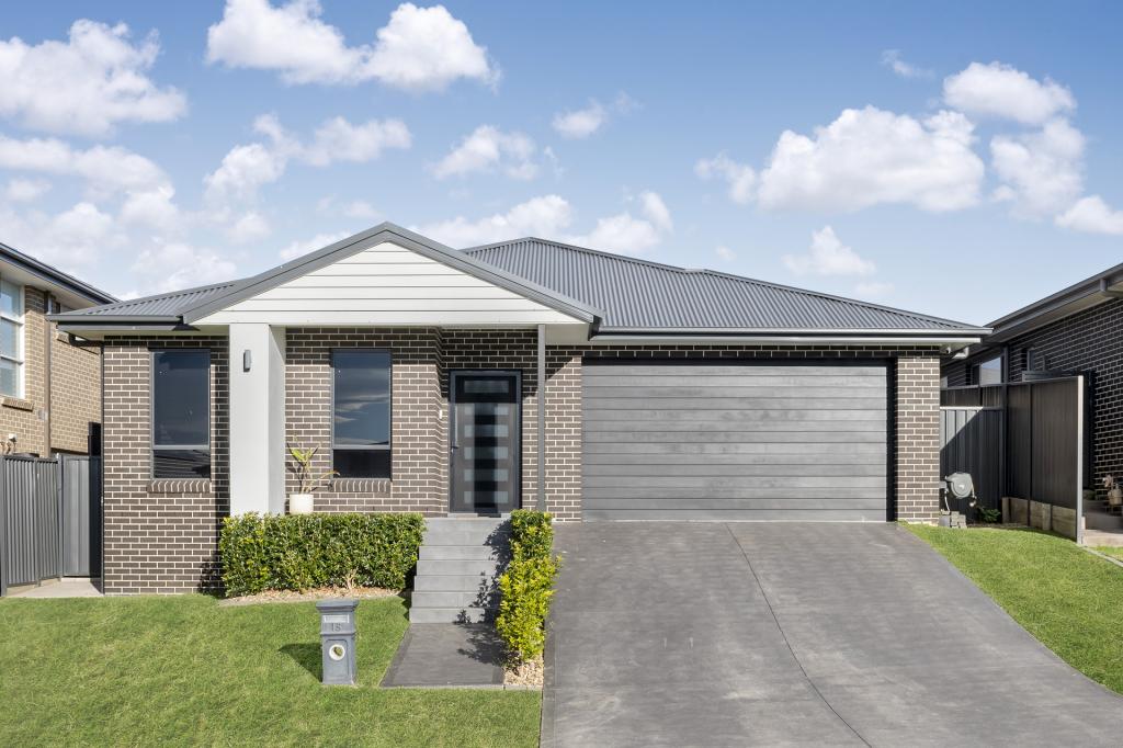 15 Cumbria St, Thirlmere, NSW 2572