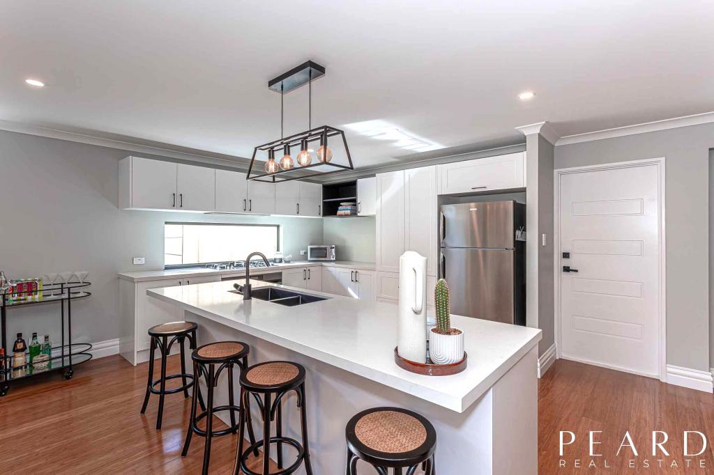 128 Caledonia Ave, Currambine, WA 6028
