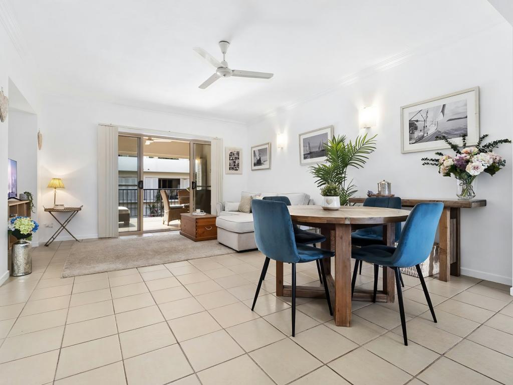 215/55-57 Clifton Rd, Clifton Beach, QLD 4879