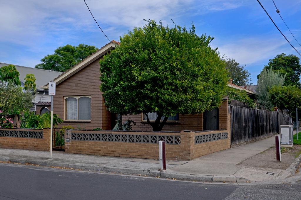 37 Hutchinson St, Brunswick East, VIC 3057