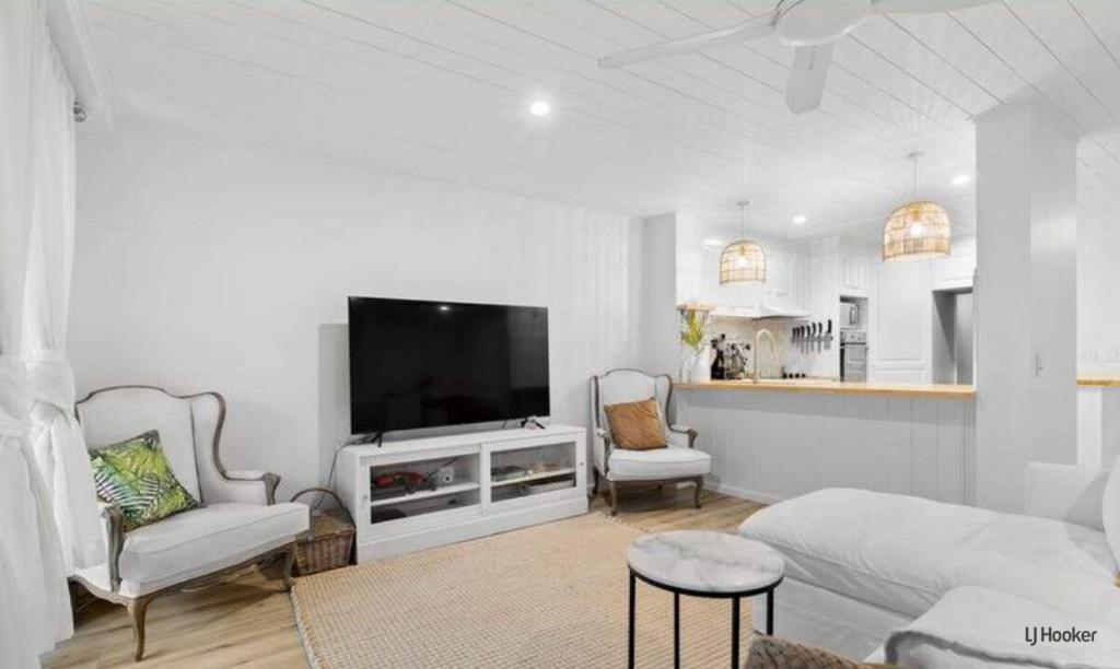 13/1198 Gold Coast Hwy, Palm Beach, QLD 4221