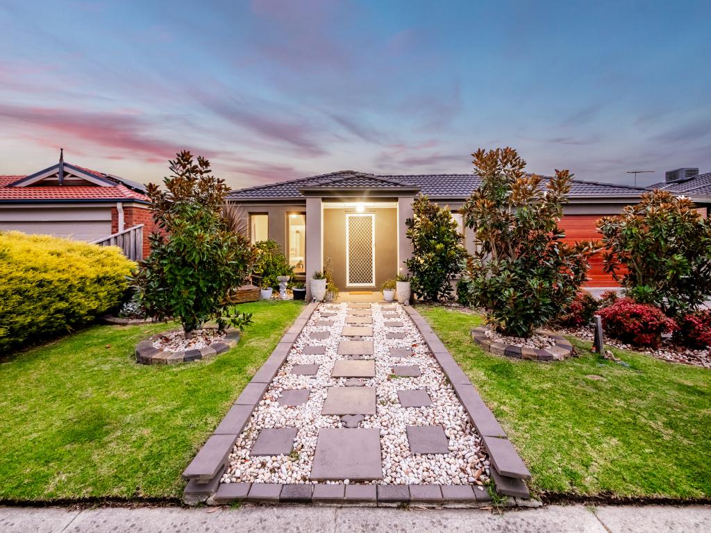 38 Majestic Bvd, Cranbourne, VIC 3977