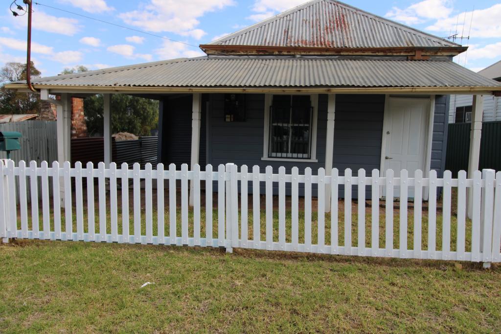 21 Parkes St, Wellington, NSW 2820