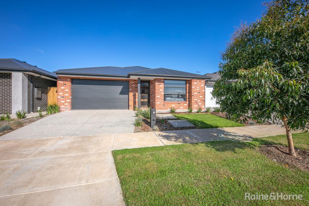 69 Touriga Cct, Sunbury, VIC 3429