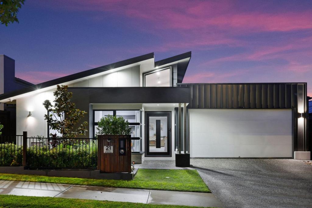 21 Olive Ave, Greenbank, QLD 4124
