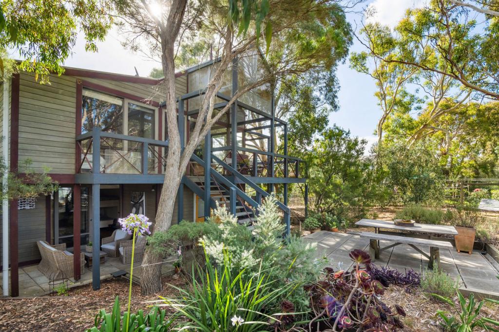 55 Tower Hill Rd, Somers, VIC 3927