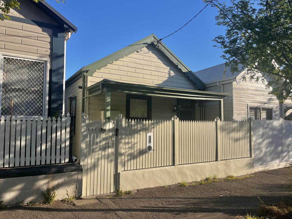 37 Laman St, Cooks Hill, NSW 2300