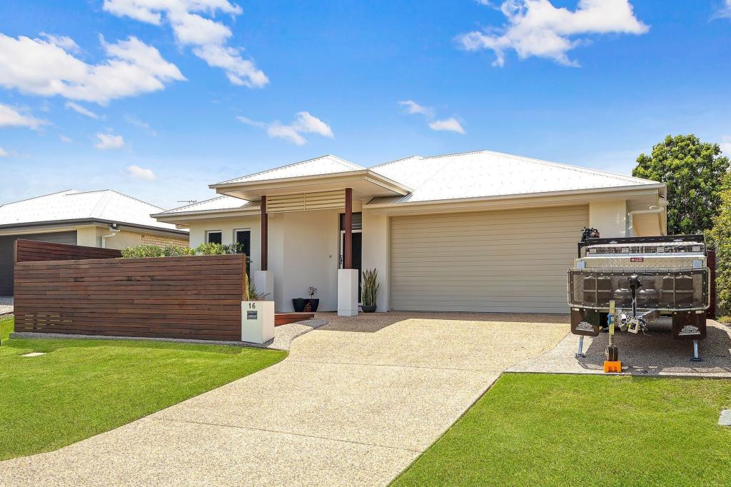 16 Mackintosh Dr, North Lakes, QLD 4509