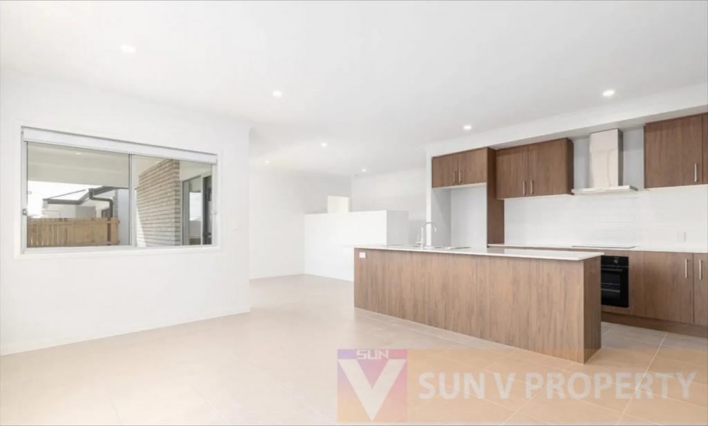 15 Aaron Cct, Browns Plains, QLD 4118