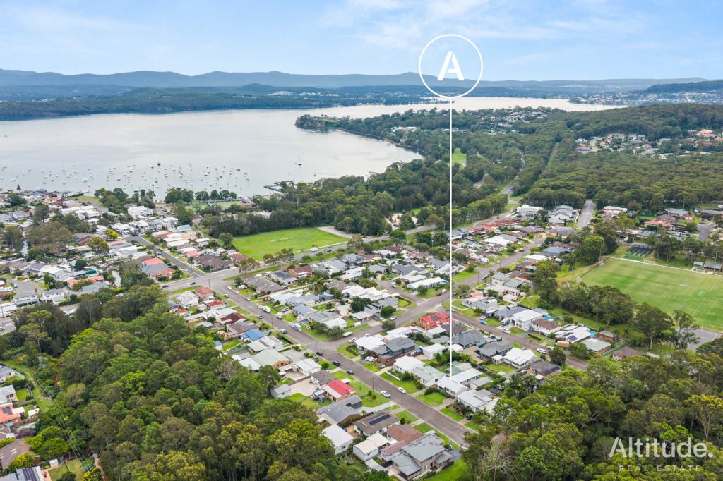 40 ST JOHNS DR, CROUDACE BAY, NSW 2280