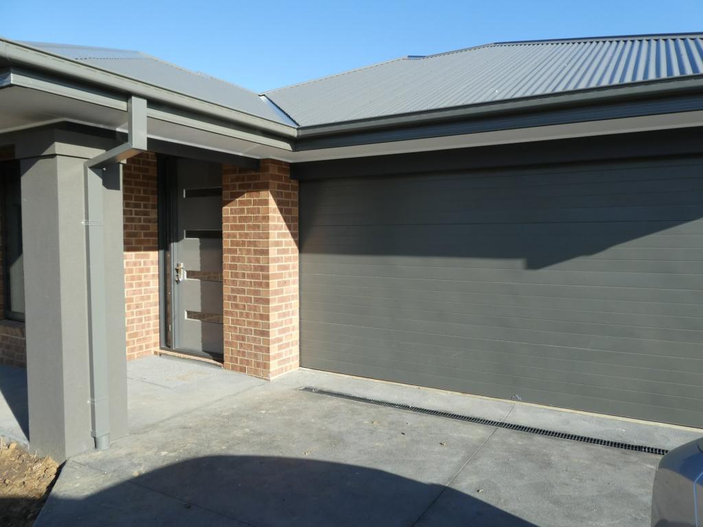 31 Eucalyptus Way, Lucknow, VIC 3875