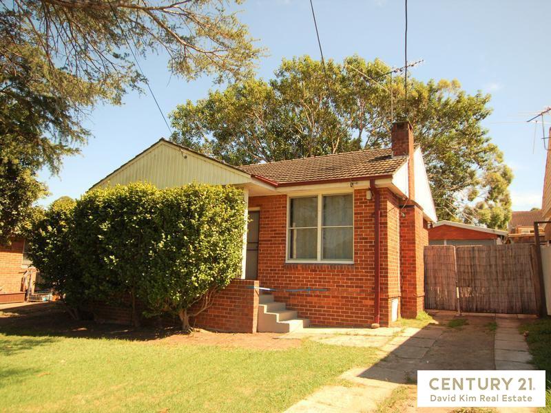 15 Sindel St, West Ryde, NSW 2114