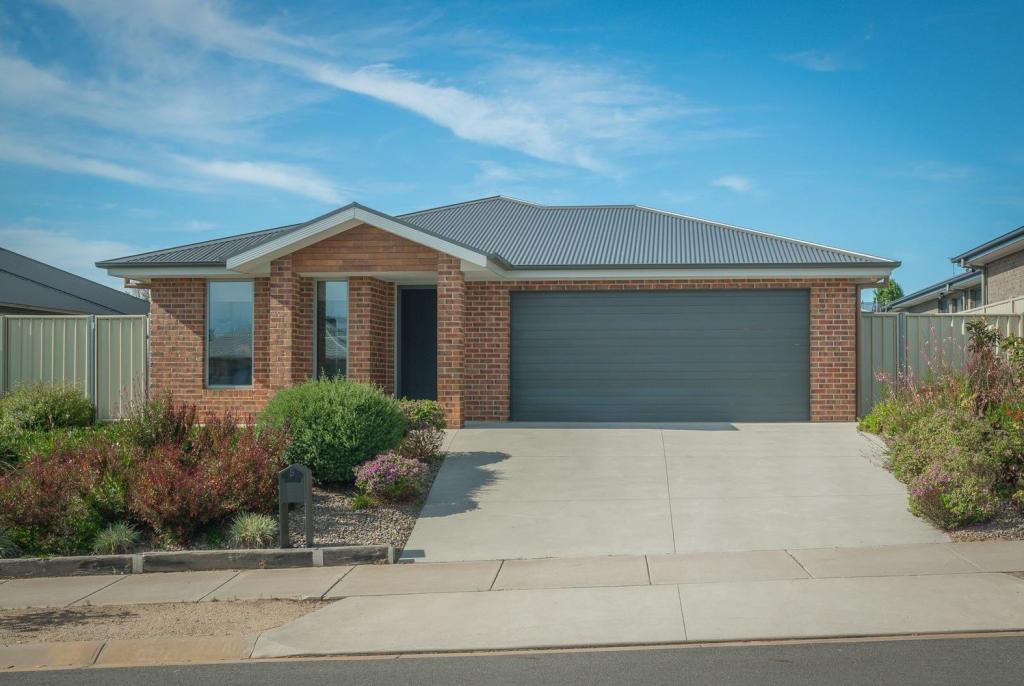 5 Drover Pl, Thurgoona, NSW 2640