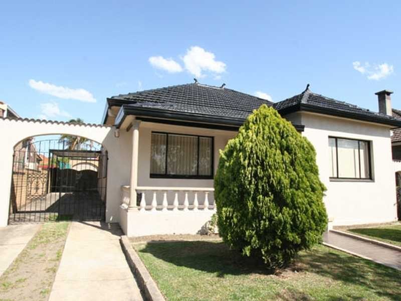 8 Waratah St, North Strathfield, NSW 2137
