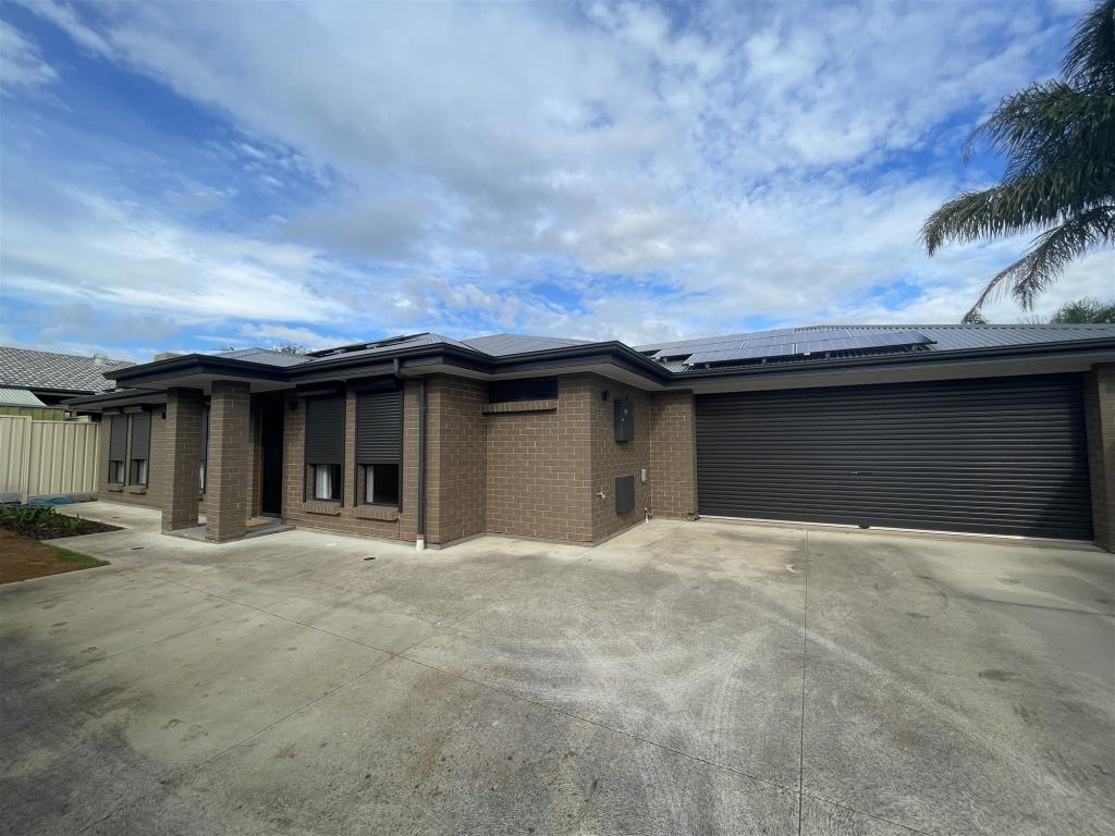 24 Cypress Dr, Morphett Vale, SA 5162