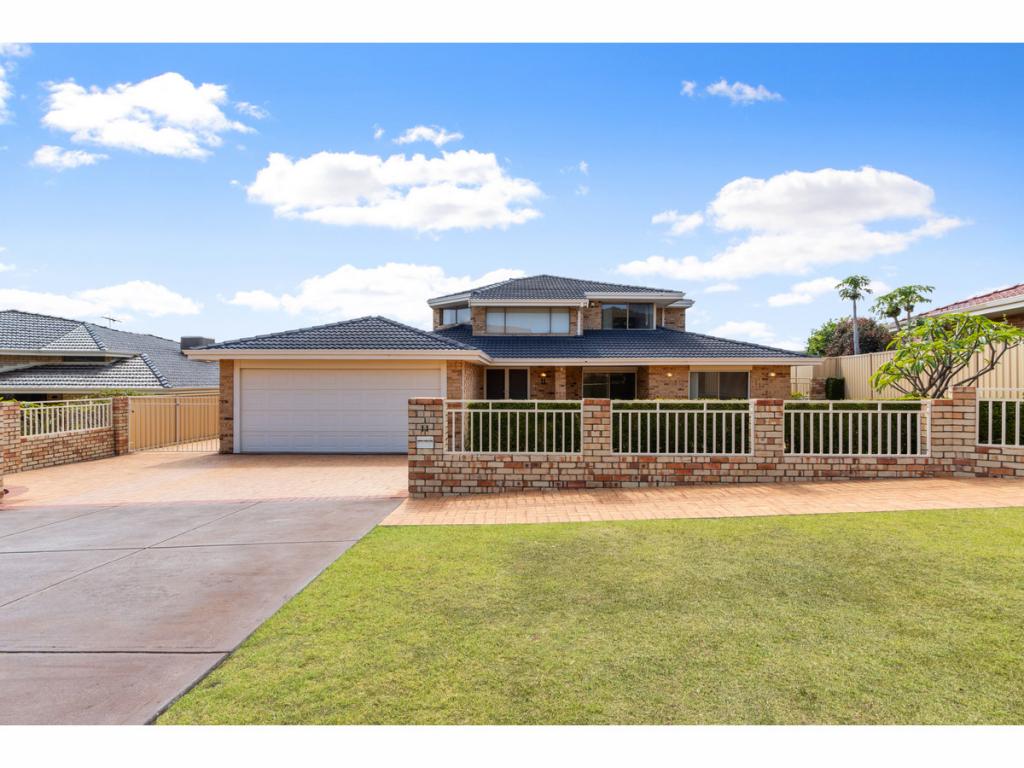 11 Ross Rd, Kardinya, WA 6163