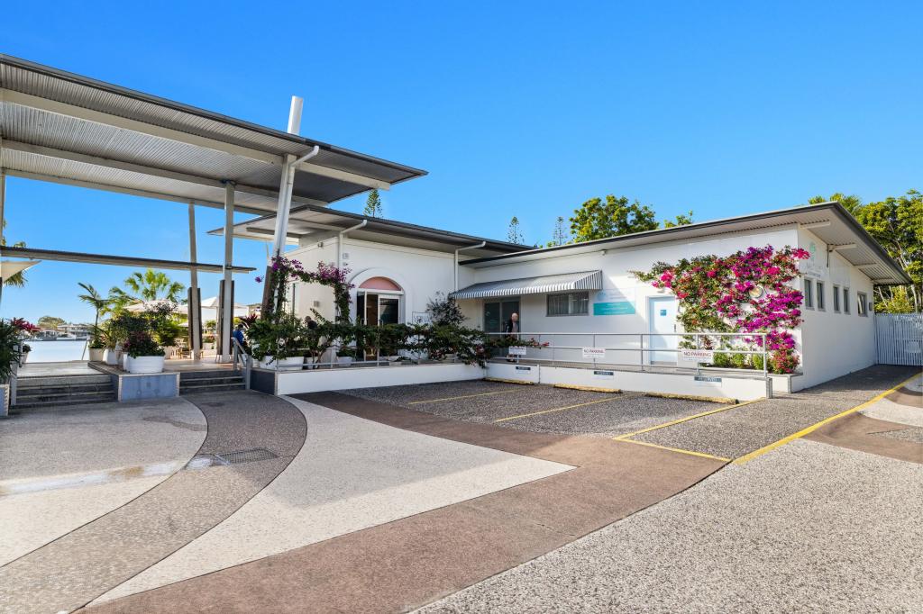 3/5 Grand Pde, Parrearra, QLD 4575