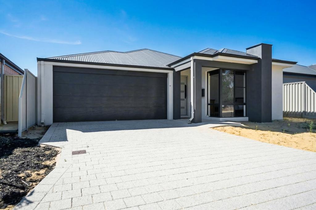 17 Esprit Rd, Hilbert, WA 6112