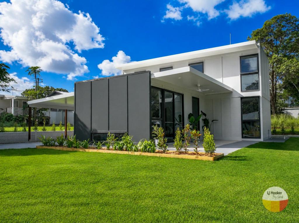 37 Taylor St, Russell Island, QLD 4184